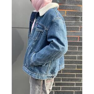 Levi's Sherpa Lined Dark Washed
